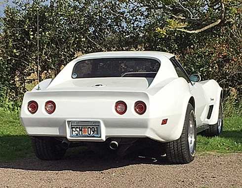 Vit Chevrolet Corvette Stingray C3 stulen i Helsingborg